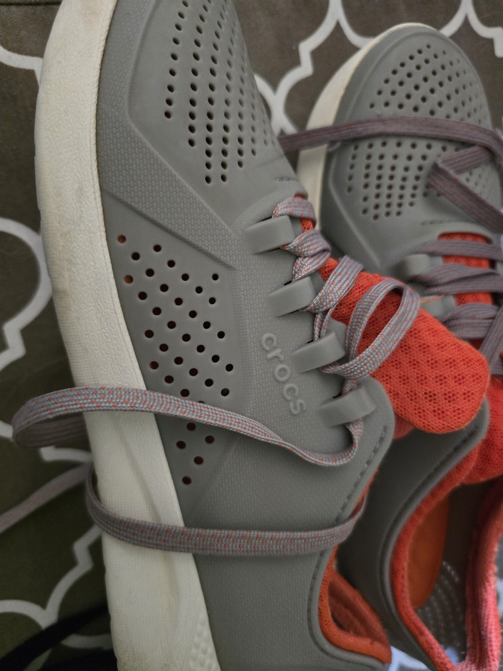 CROCS Men’s Gray Athletic Sneaker with Coral Accents